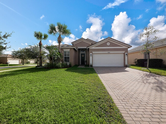 Building Photo - 9563 SW Flowermound Cir