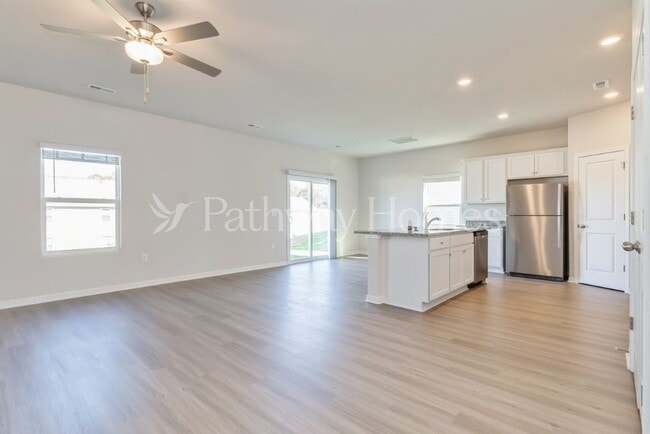 Foto del edificio - 2041 Transatlantic Ave