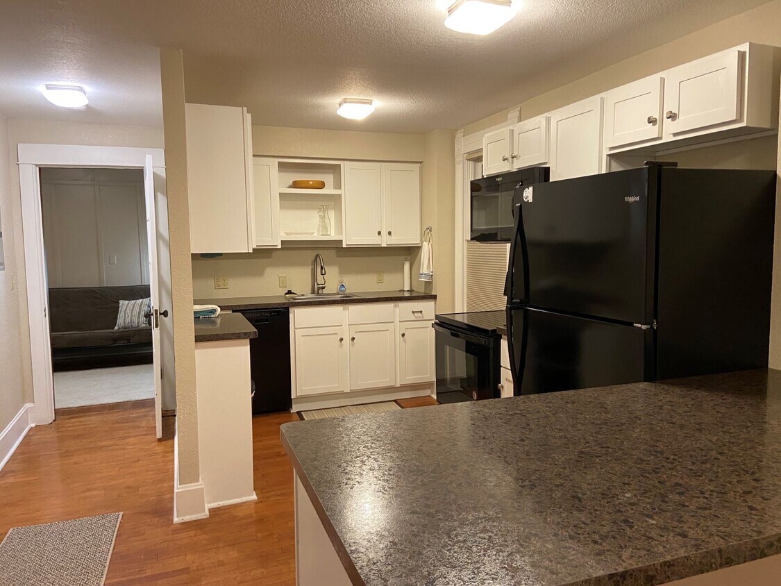 118 Pine St, Sheboygan Falls, WI 53085 118 Pine St Sheboygan Falls