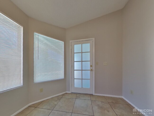 Building Photo - 7937 W Windrose Dr