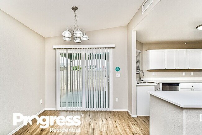 Foto del edificio - 5493 S Via Guayaquil