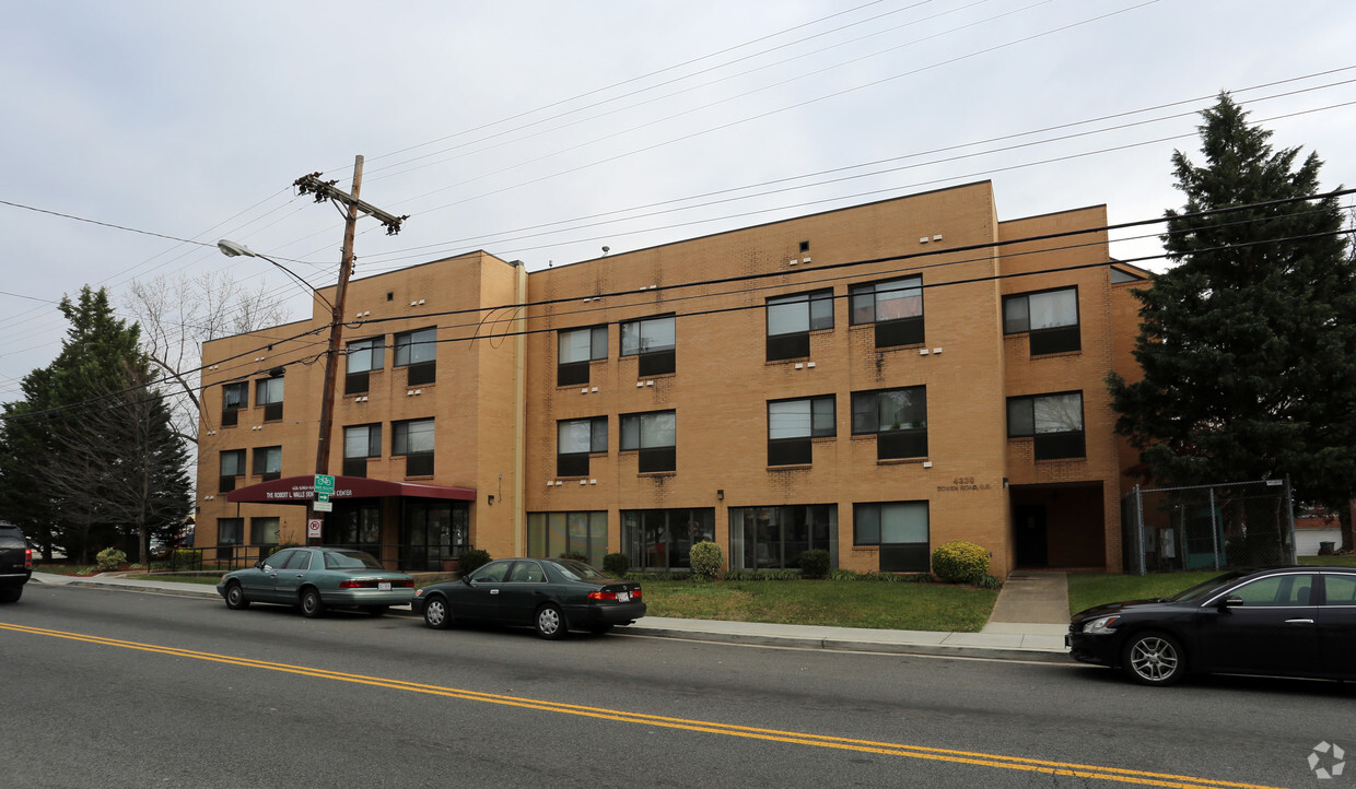 Building Photo - Robert L Walls Senior Citizens Center