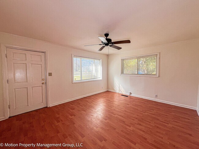 Foto del edificio - 3079 Marie Cir