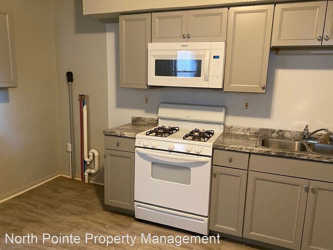 Building Photo - 3 br, 1 bath House - 533 Woodward St