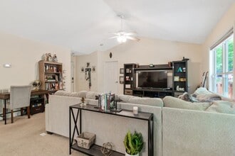 Building Photo - 303 Harbor Trce