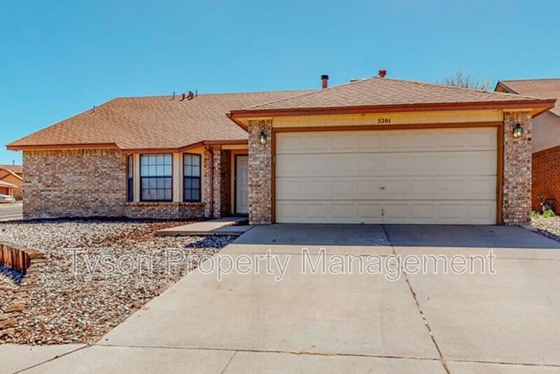Primary Photo - 5201 Tamariz Dr NW