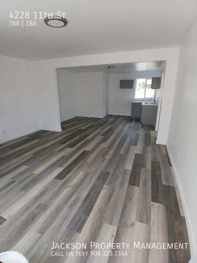 Foto del edificio - 4228 11th St