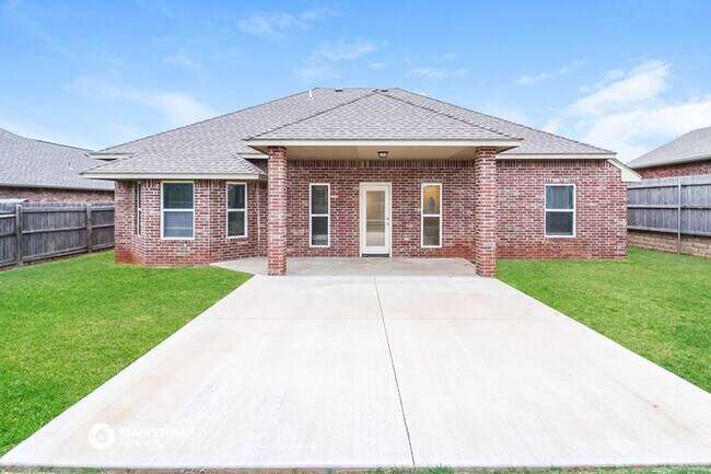 Building Photo - 7021 Cherokee Landing