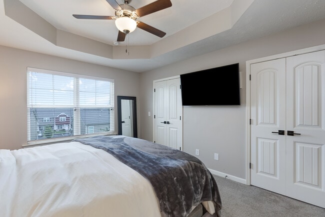 Foto del edificio - 774 Bradburn Village Way