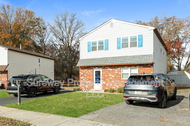 Building Photo - 505 Corinthian Ave