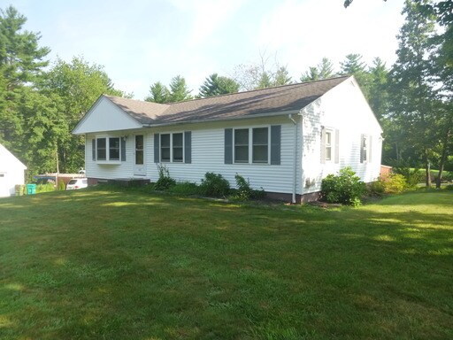 Building Photo - 142 Sutton Ave