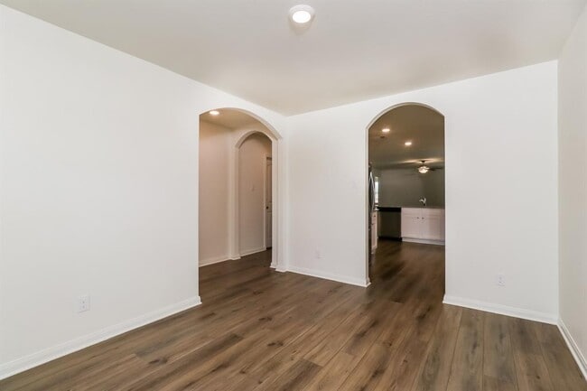 Foto del edificio - 313 Sunnymeade Ln