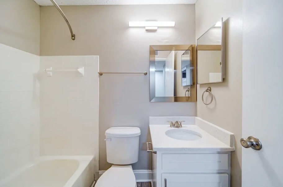 Building Photo - 350 Bryant Rd