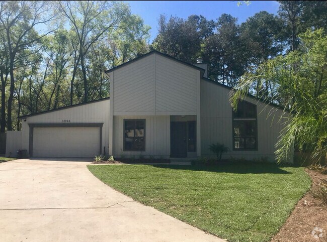 Building Photo - 12968 Julington Ridge Dr E