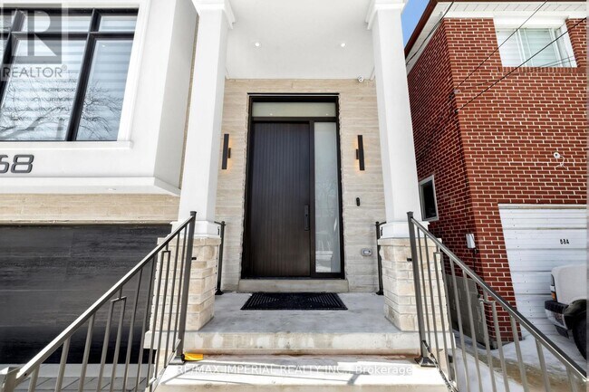 Building Photo - 68 Lynnhaven Rd