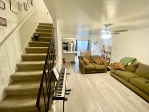 Building Photo - 55 N 100 E