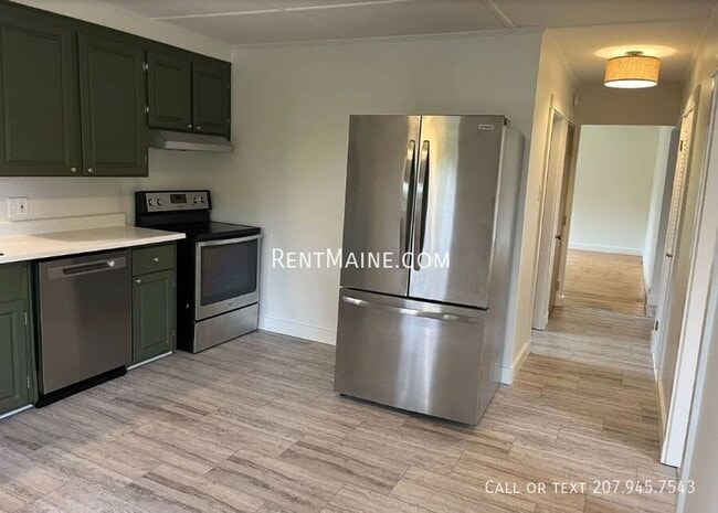 Building Photo - 33 Violette Ave