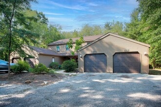 Building Photo - 2745 Kragspough Ct
