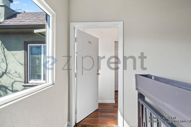 Foto del edificio - 908 40th St