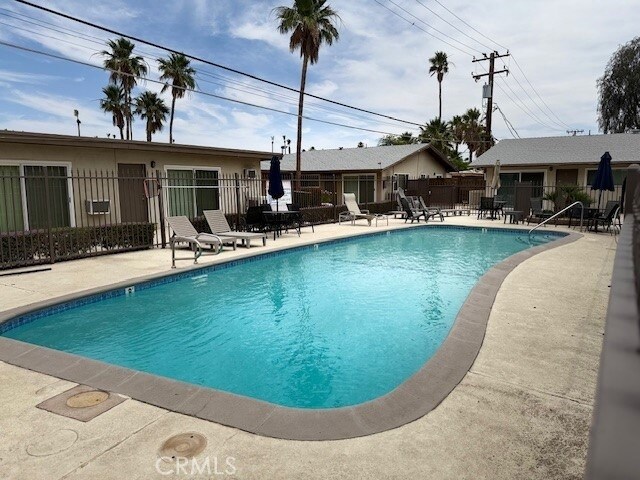 Foto del edificio - 686 E Cottonwood Rd