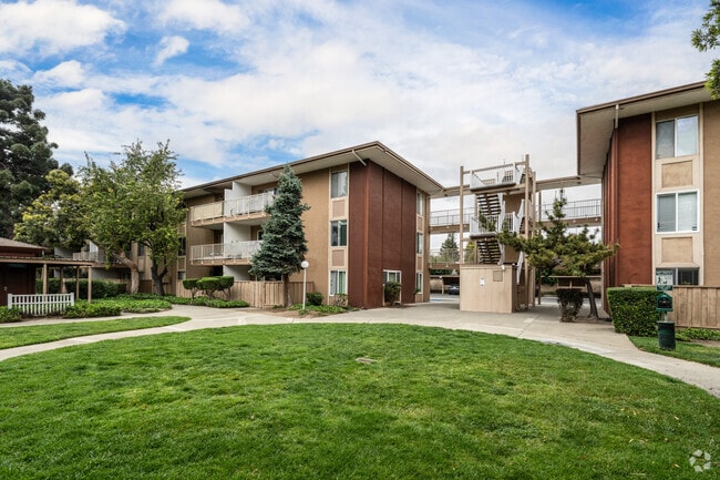 exterior - 2755 Country Dr