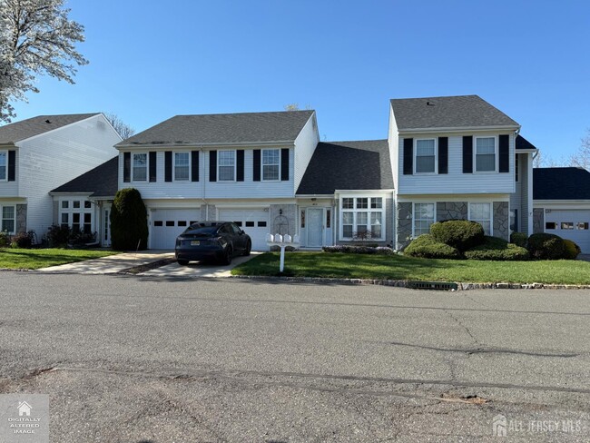 Building Photo - 492 Delair Rd