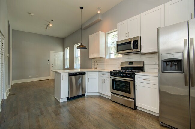 Foto del edificio - 1902 W 21st Pl