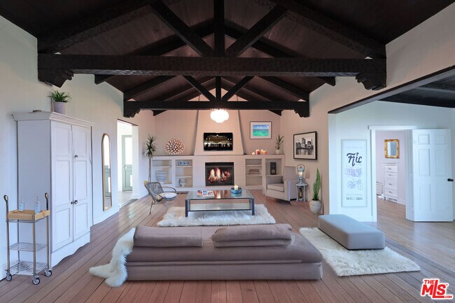 Foto del edificio - 11764 Laurelcrest Dr