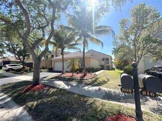 Building Photo - 808 Stanton Dr