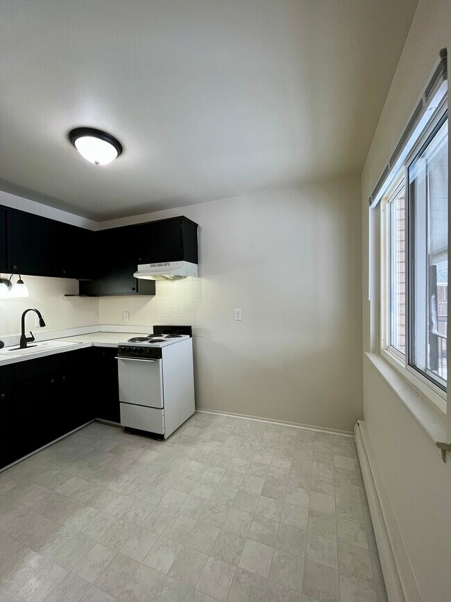 Foto del edificio - Harrison Street Apartments