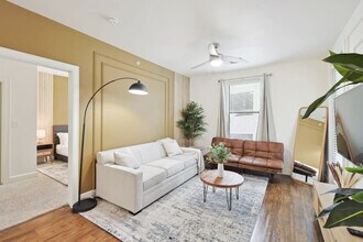 Building Photo - 5725 Town and Country Blvd