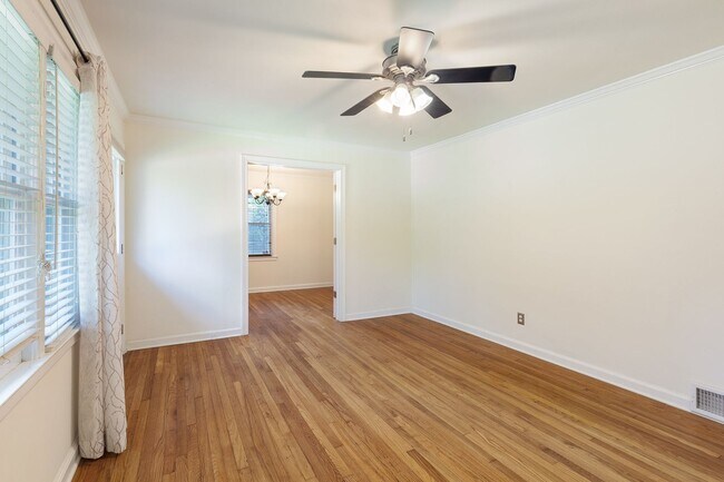 Building Photo - Charming North Decatur Rental – Steps from...