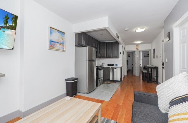 Foto del edificio - 479 Putnam Ave