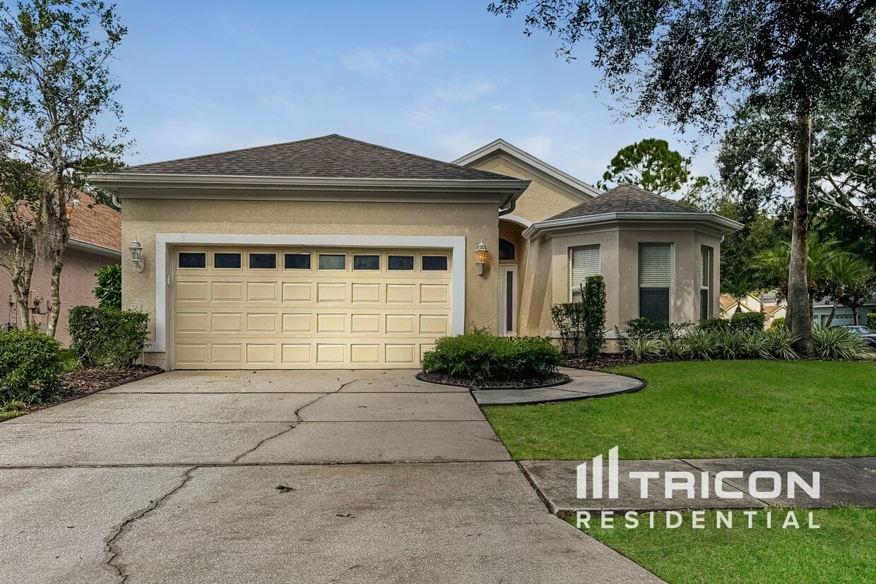 Primary Photo - 9614 Greenpointe Dr