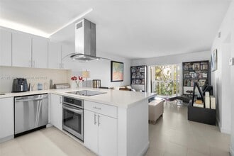 Building Photo - 240 Galen Dr