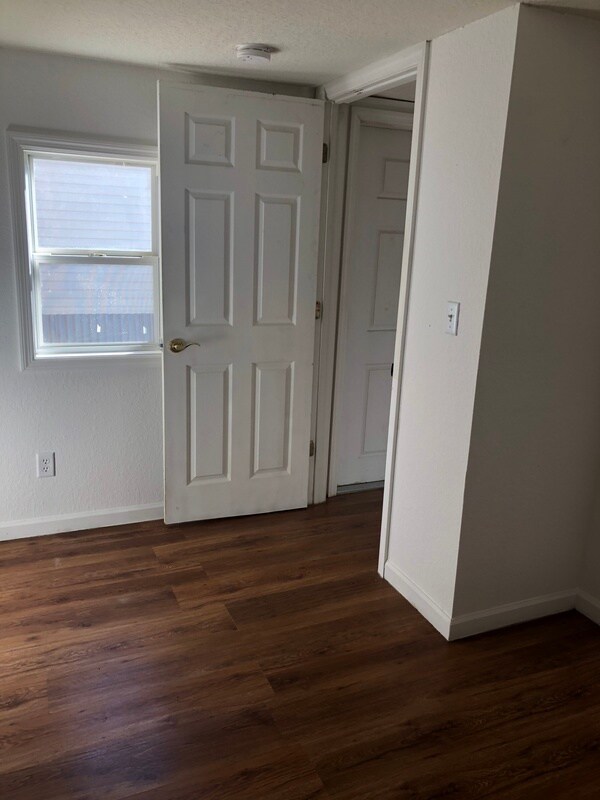 Foto del edificio - 3485 Walker Rd