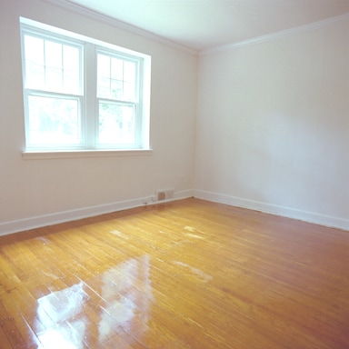 Building Photo - 4991 Parkside Ave N