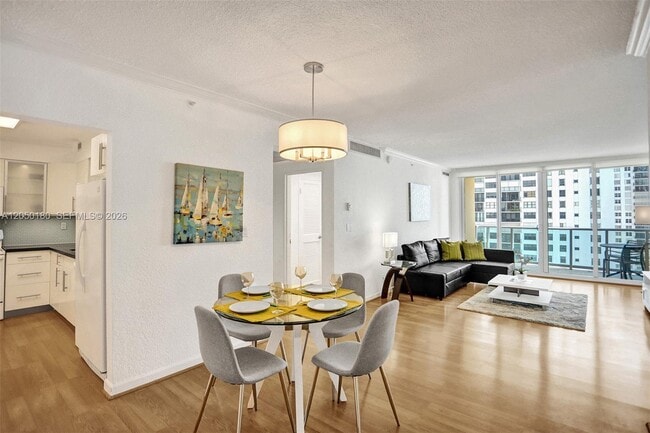 Building Photo - 2501 S Ocean Dr