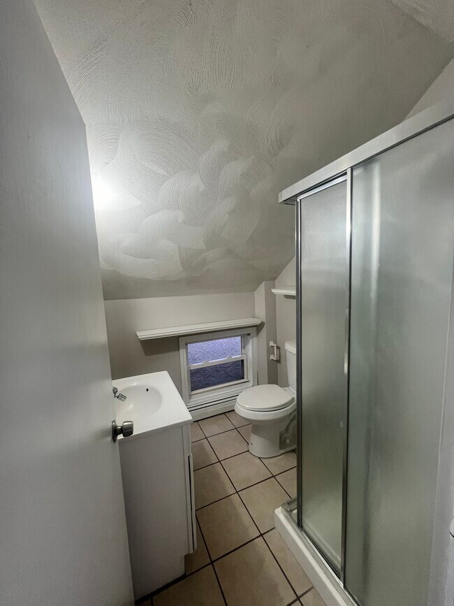 Foto del edificio - 24 Lincoln Ave