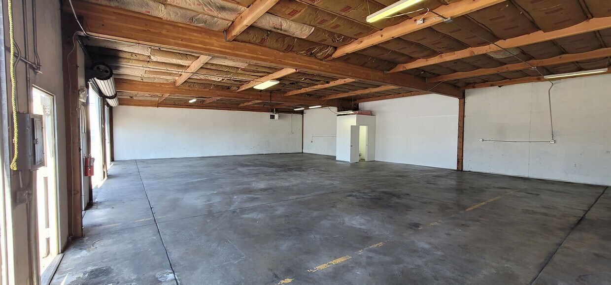 1055 Industrial Way Unit 13 Sparks NV 89431 Room For Rent In Sparks 1055-industrial-way-unit-13-sparks-nv-89431-room-for-rent-in-sparks
