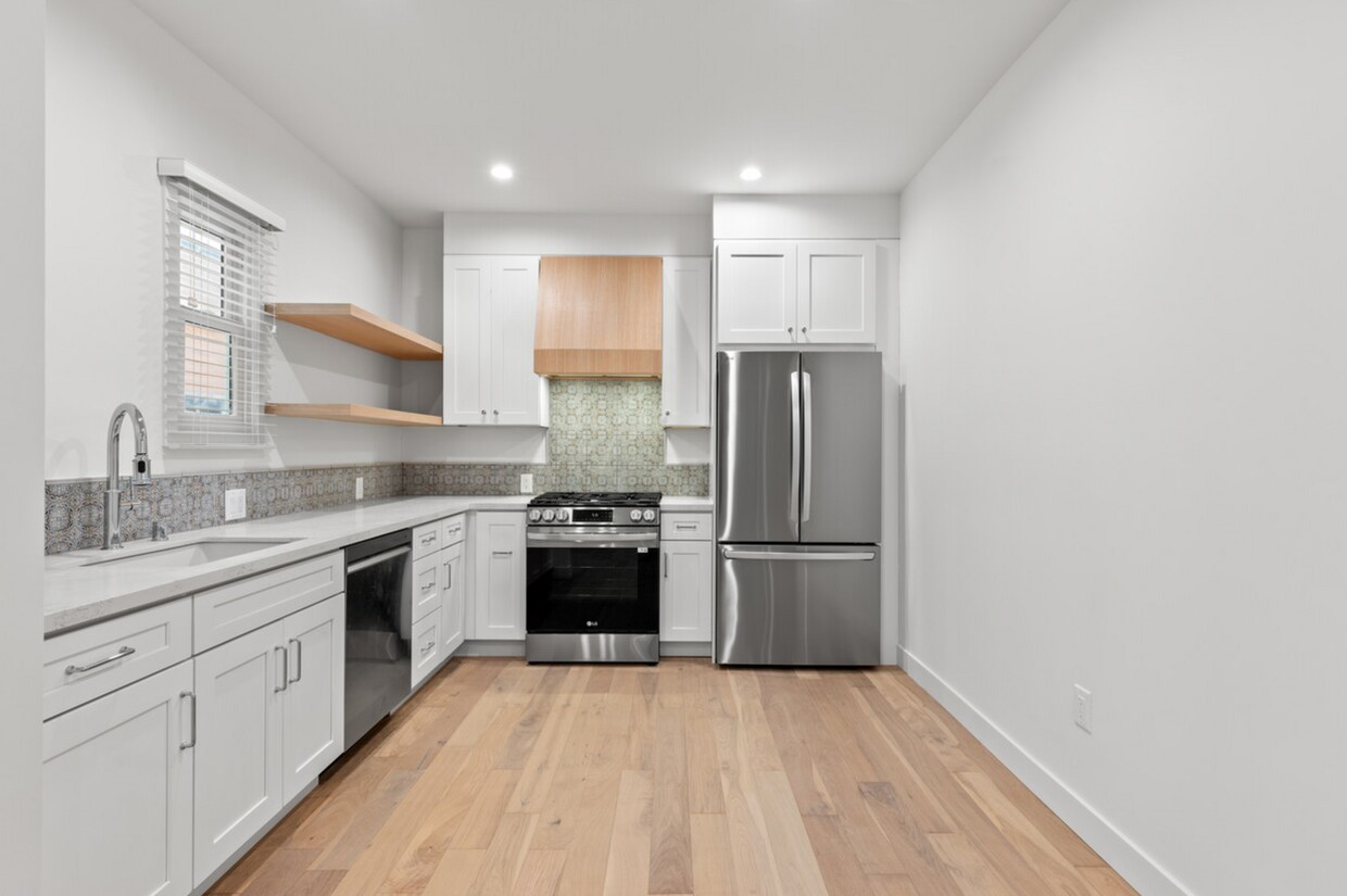 Primary Photo - 6511 Orange St. Los Angeles, CA 90048