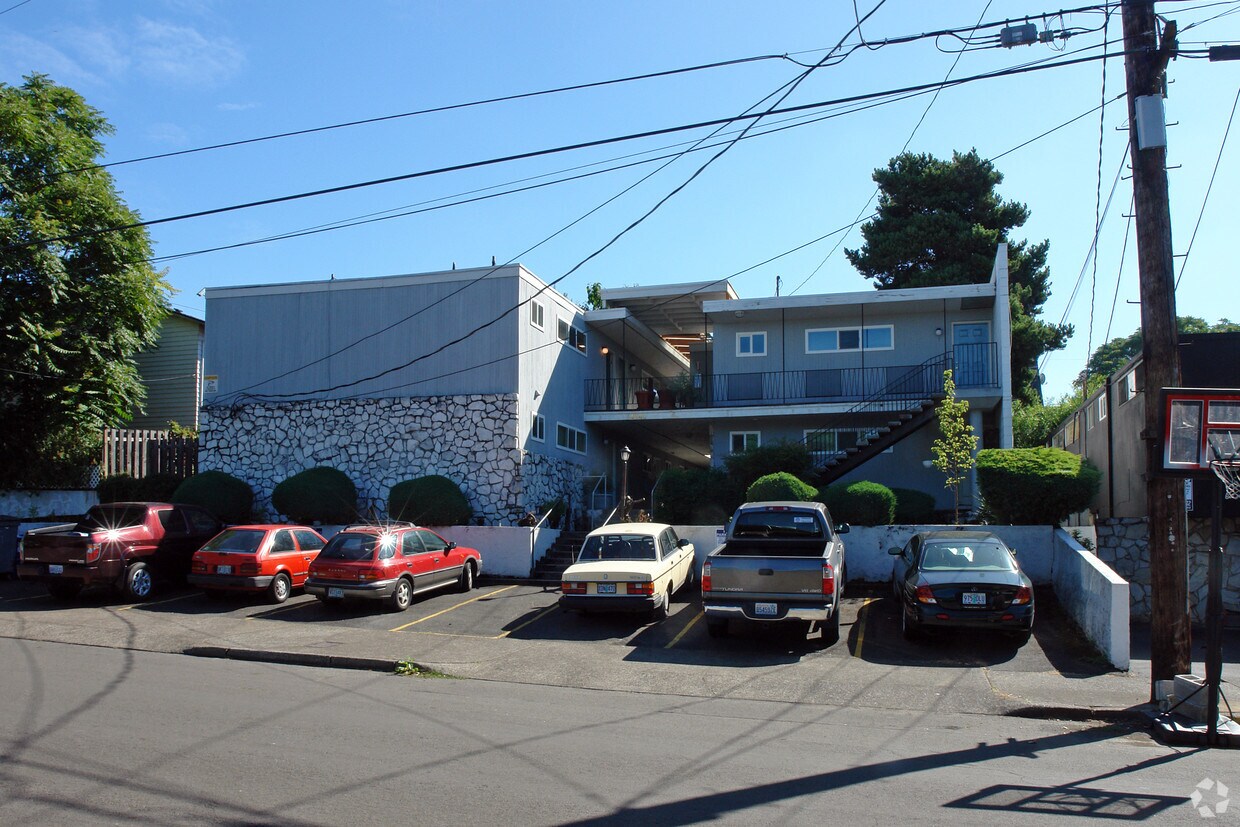 Primary Photo - 4342 SE 27th Ave