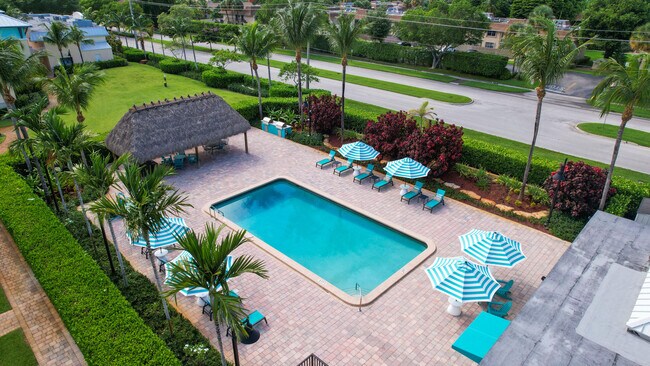 Foto del edificio - 1200 NW 13th St
