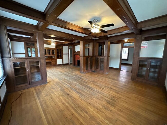 Building Photo - 161 Frambes Ave