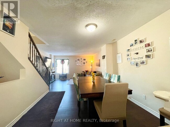 Building Photo - 590 Chapman Mills Dr