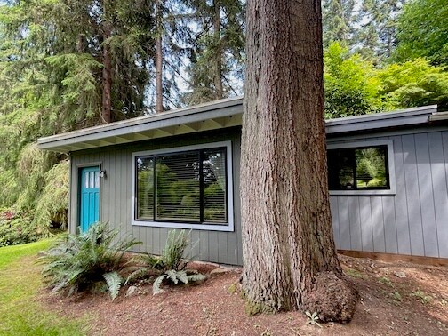 Building Photo - 9223 SW Harbor Dr