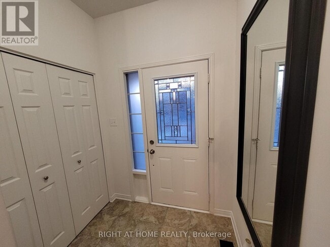 Building Photo - 204 Rolling Meadow Crescent
