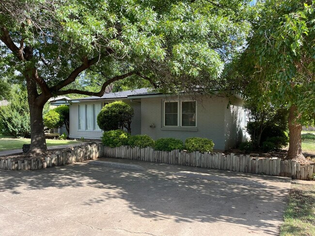 Foto del edificio - 3602 41st St