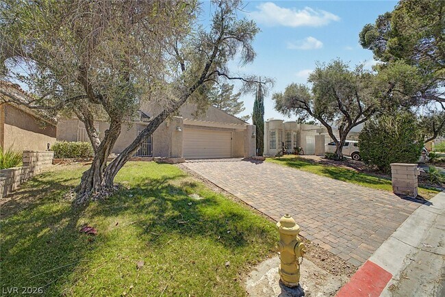 Building Photo - 3172 Bel Air Dr