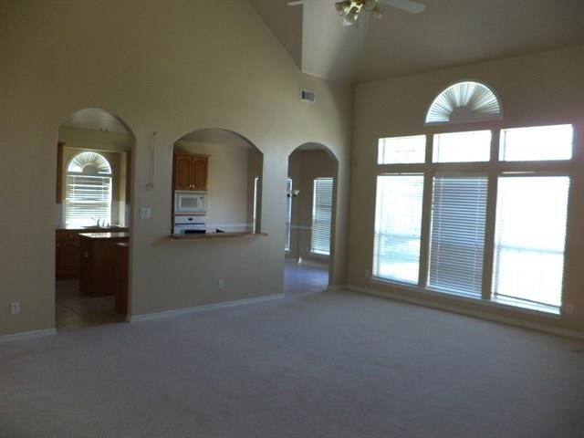 Building Photo - 1211 Manchester Dr